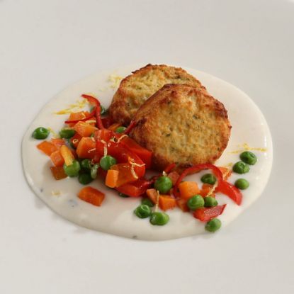 Picture of Cod Fishcakes with Bechamel Sauce and Vegetables, 12 oz